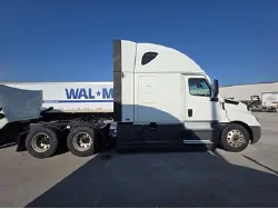 2022 FREIGHTLINER CASCADIA 126