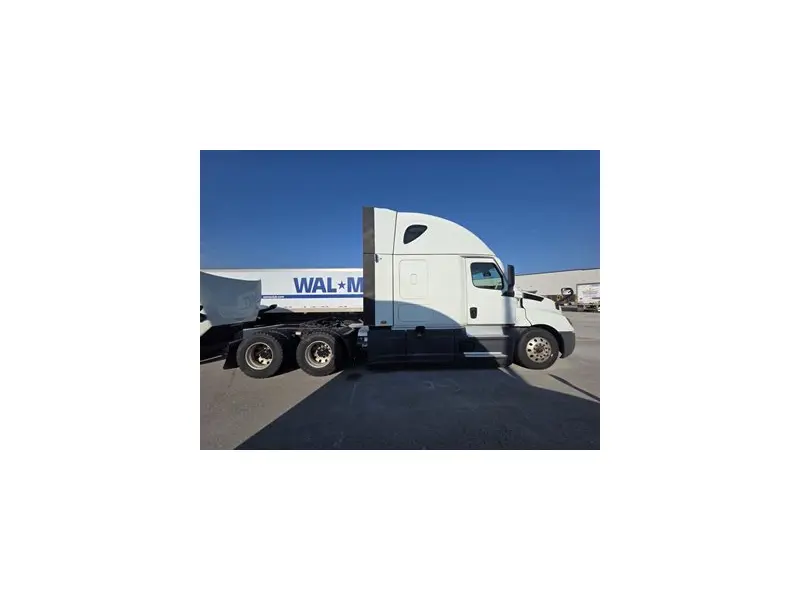 2022 FREIGHTLINER CASCADIA 126