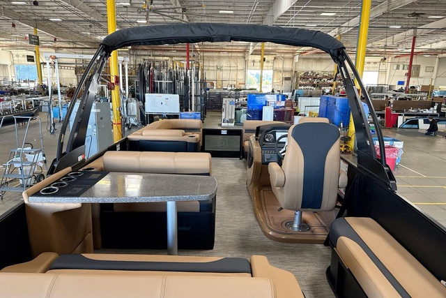 2027 Godfrey Monaco 25' Mid-Table Flip Lounge Tritoon - 255 MTF 255 ULC in douglasville GA