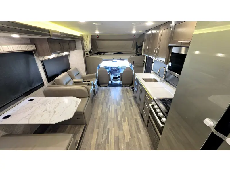 2025 Entegra Esteem 29V