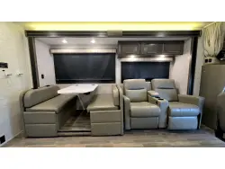 2025 Entegra Esteem 29V