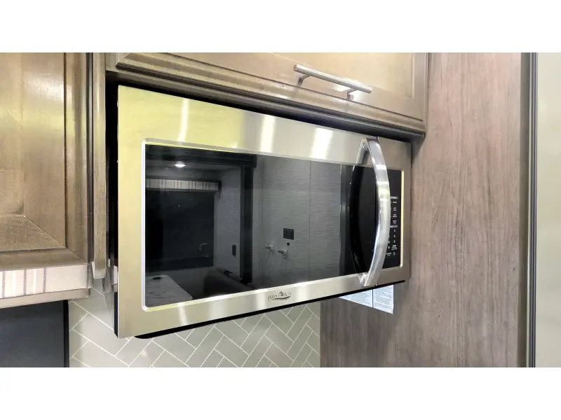 2025 Entegra Esteem 29V
