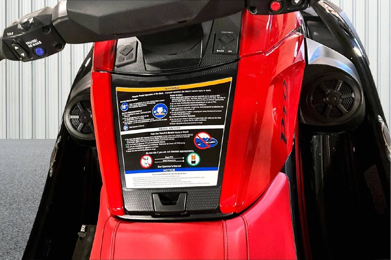 A photo of this 2024 Yamaha VX LIMITED-TORCH RED/BLACK