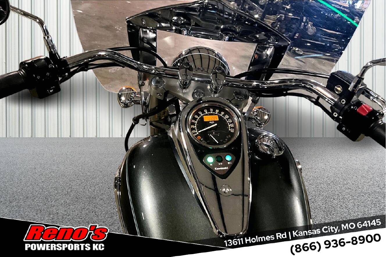A photo of this 2021 Kawasaki Vulcan 900 Classic LT
