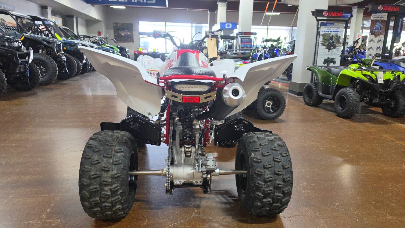A photo of this 2026 Yamaha Raptor 700R SE