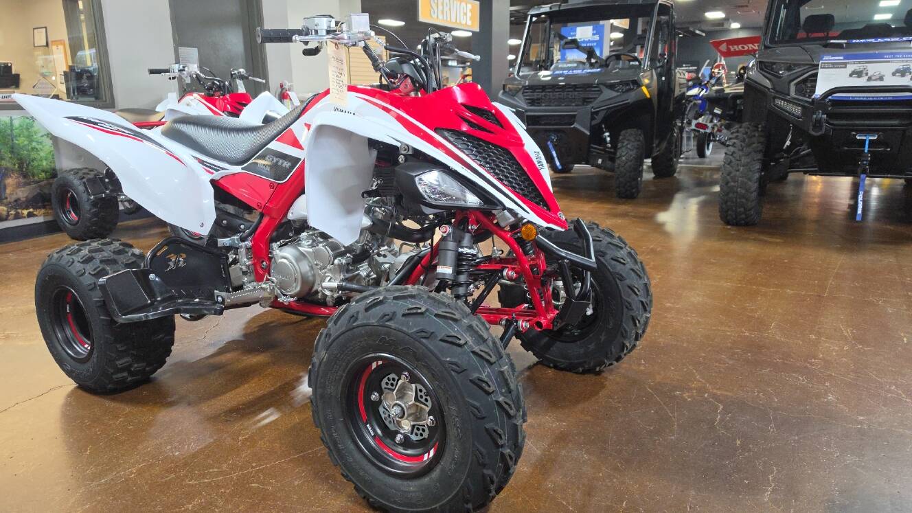 A photo of this 2026 Yamaha Raptor 700R SE