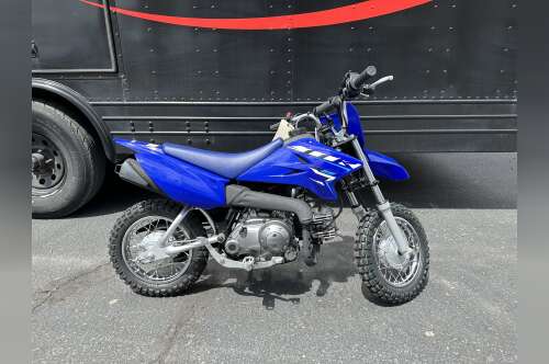 2026 Yamaha TT-R50E in bend OR