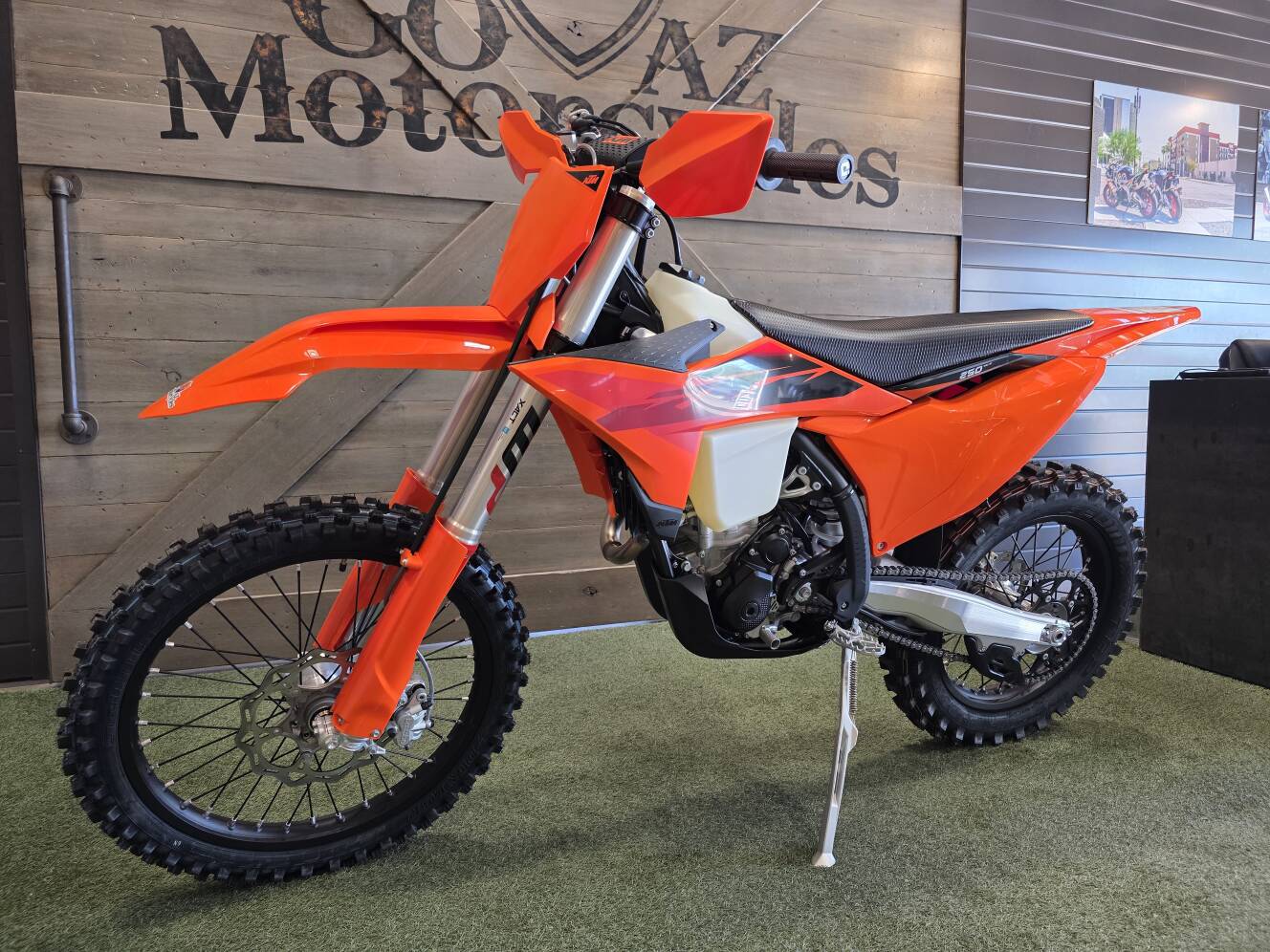 A photo of this 2027 KTM 250 XC-F