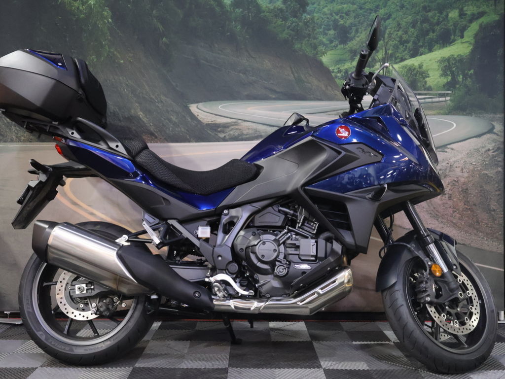 2025 Honda® NT1100 DCT DCT in Chatsworth, CA
