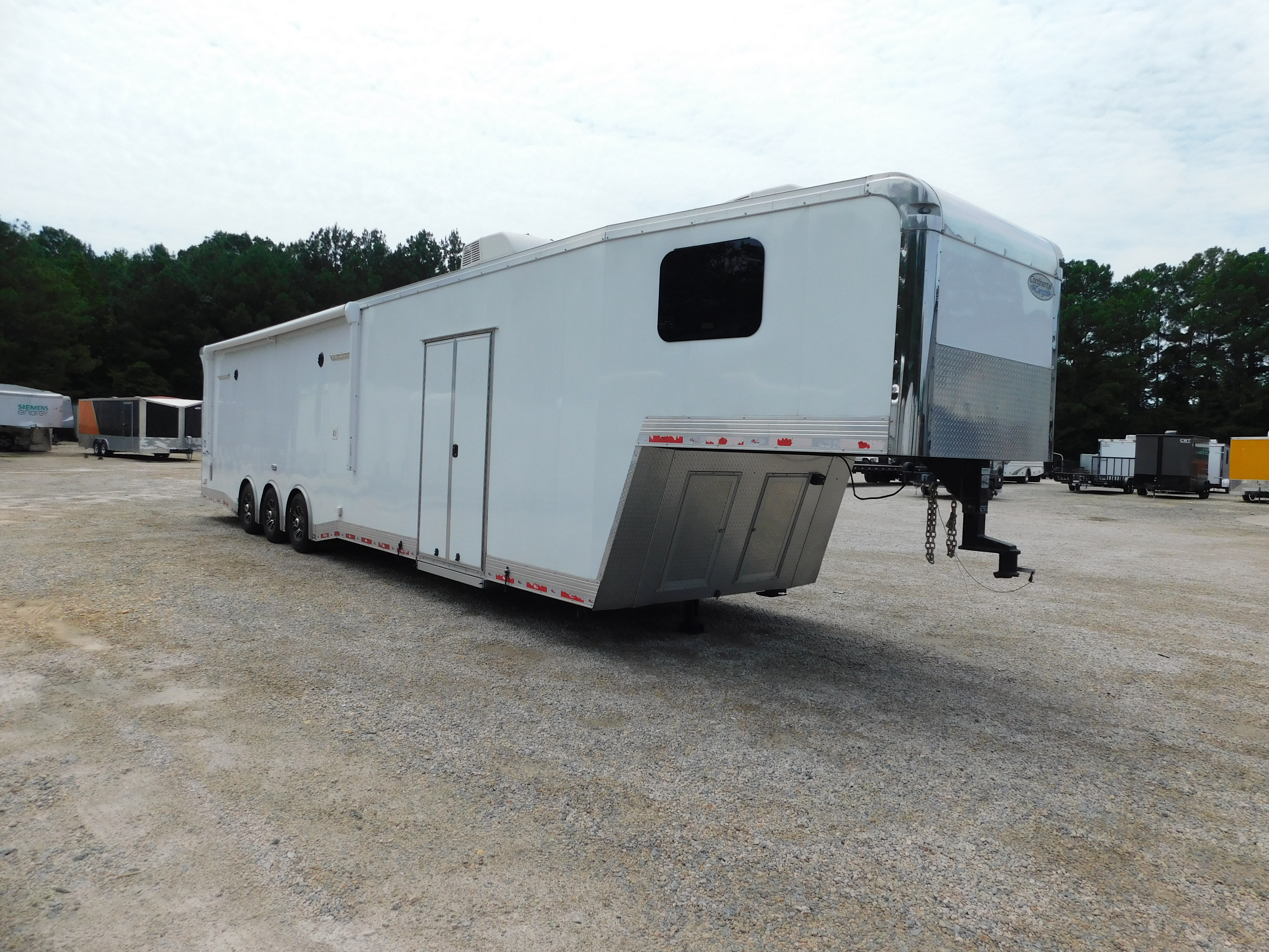 2022 Cargo Mate Cargomate Eliminator SS 44' Full Bathroom in Hope Mills, NC