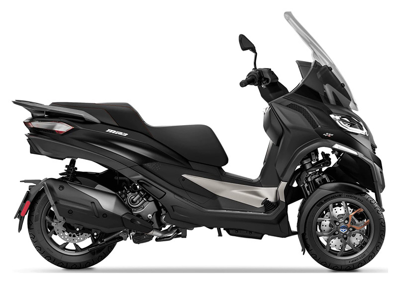 2025 Piaggio MP3 530 Exclusive 530 HPE EXCLUSIVE in Wildwood, FL
