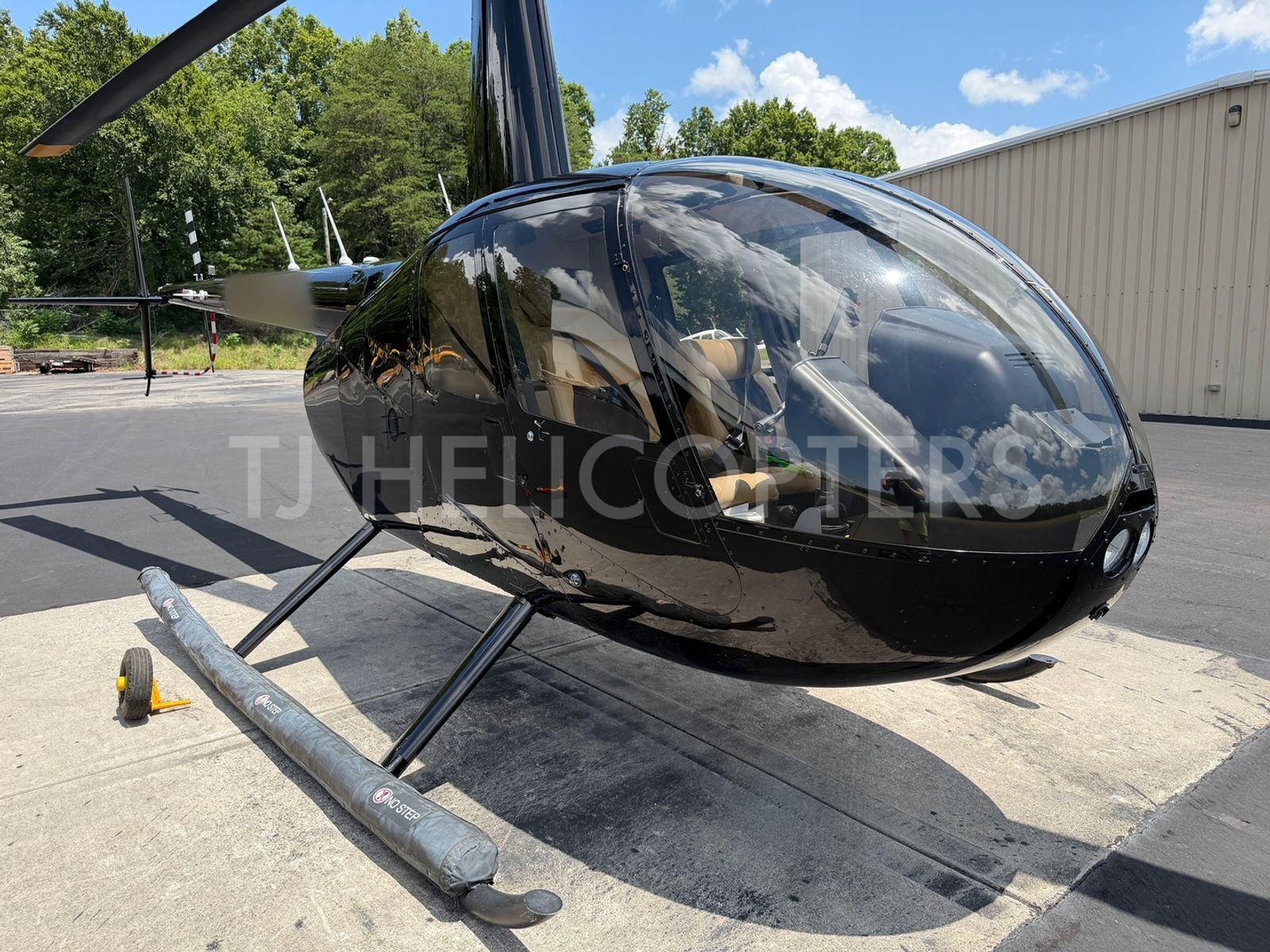 2014 Robinson R44 CLIPPER II in kodak