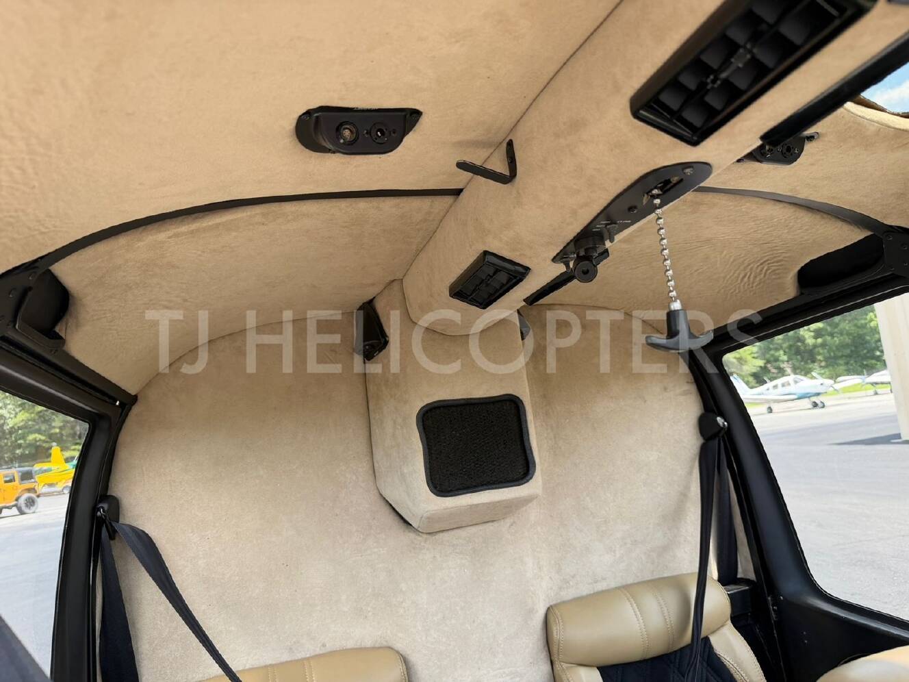 A photo of this 2014 Robinson R44 CLIPPER II