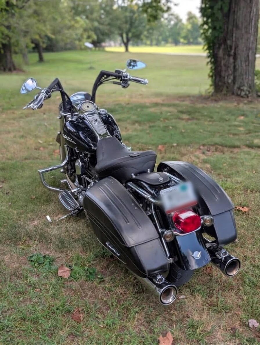 2004 Harley-Davidson ROAD KING CUSTOM CUSTOM in Terre Haute, IN