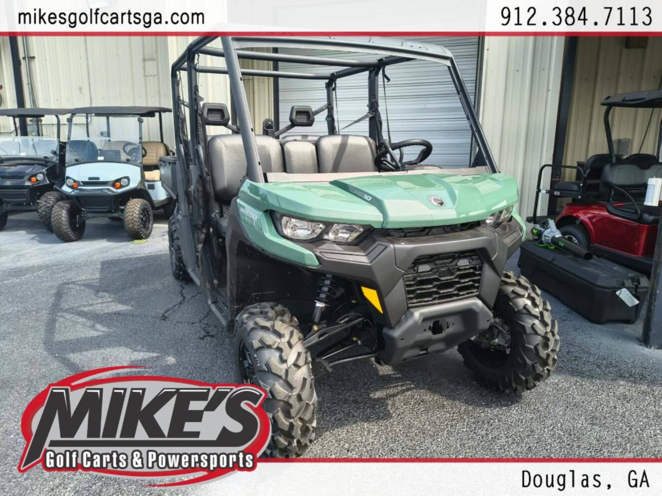A photo of this 2026 Can-Am Defender MAX DPS HD10