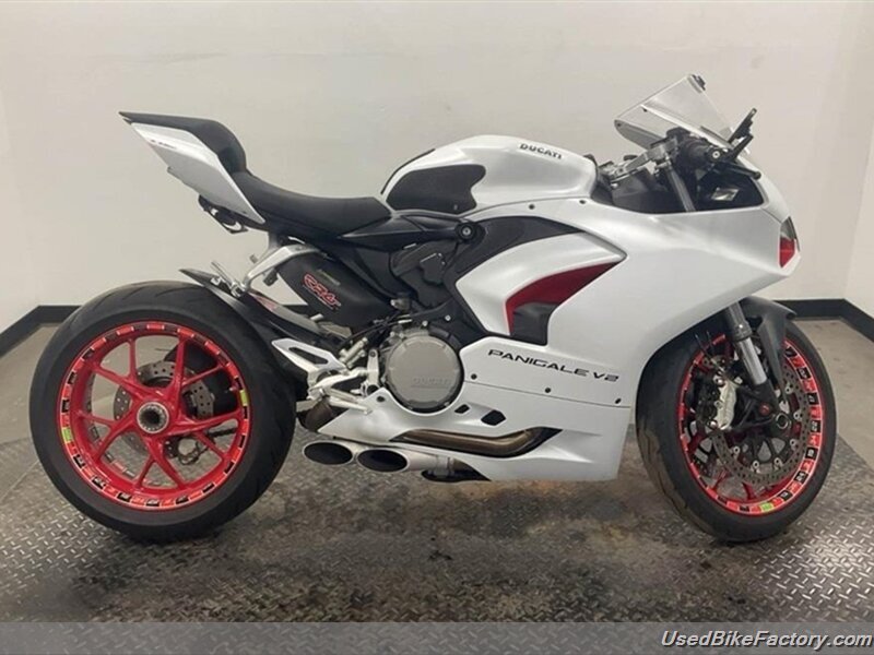 2021 Ducati Panigale V2 V2 in San Diego, CA