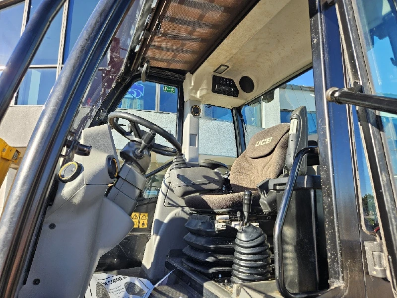 2022 JCB TM 320
