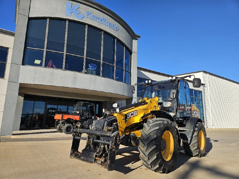 2022 JCB TM 320