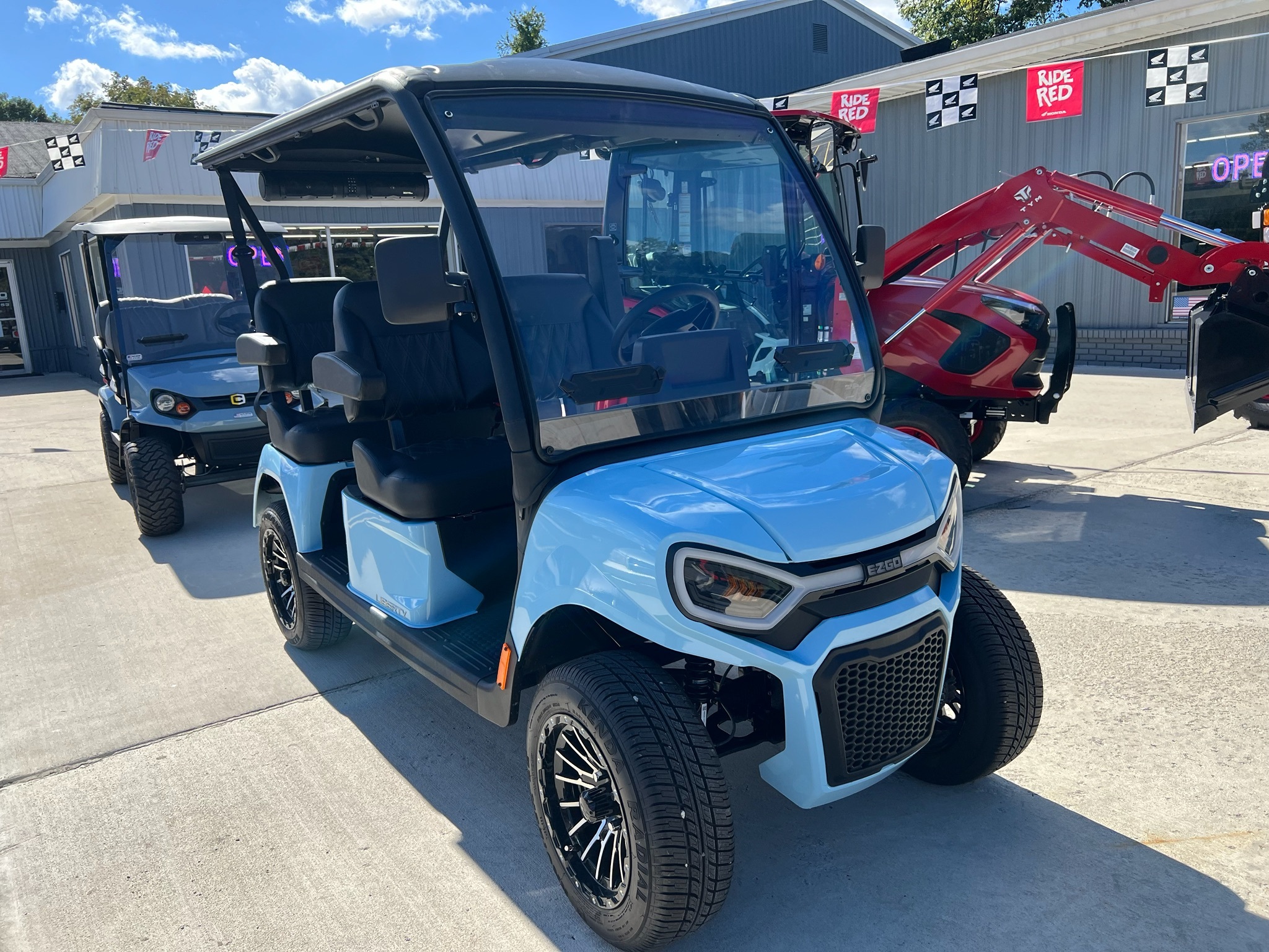 2027 E-Z-Go Liberty 4F XTL ELiTE Lithium LSV in valparaiso IN