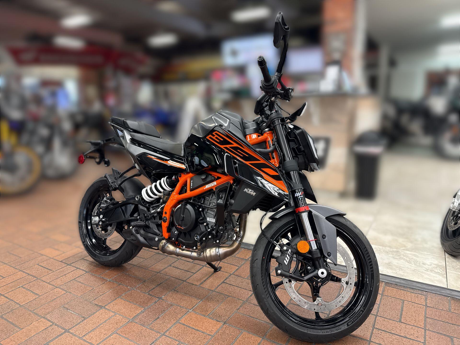 2026 KTM 390 DUKE DUKE in Katy, TX