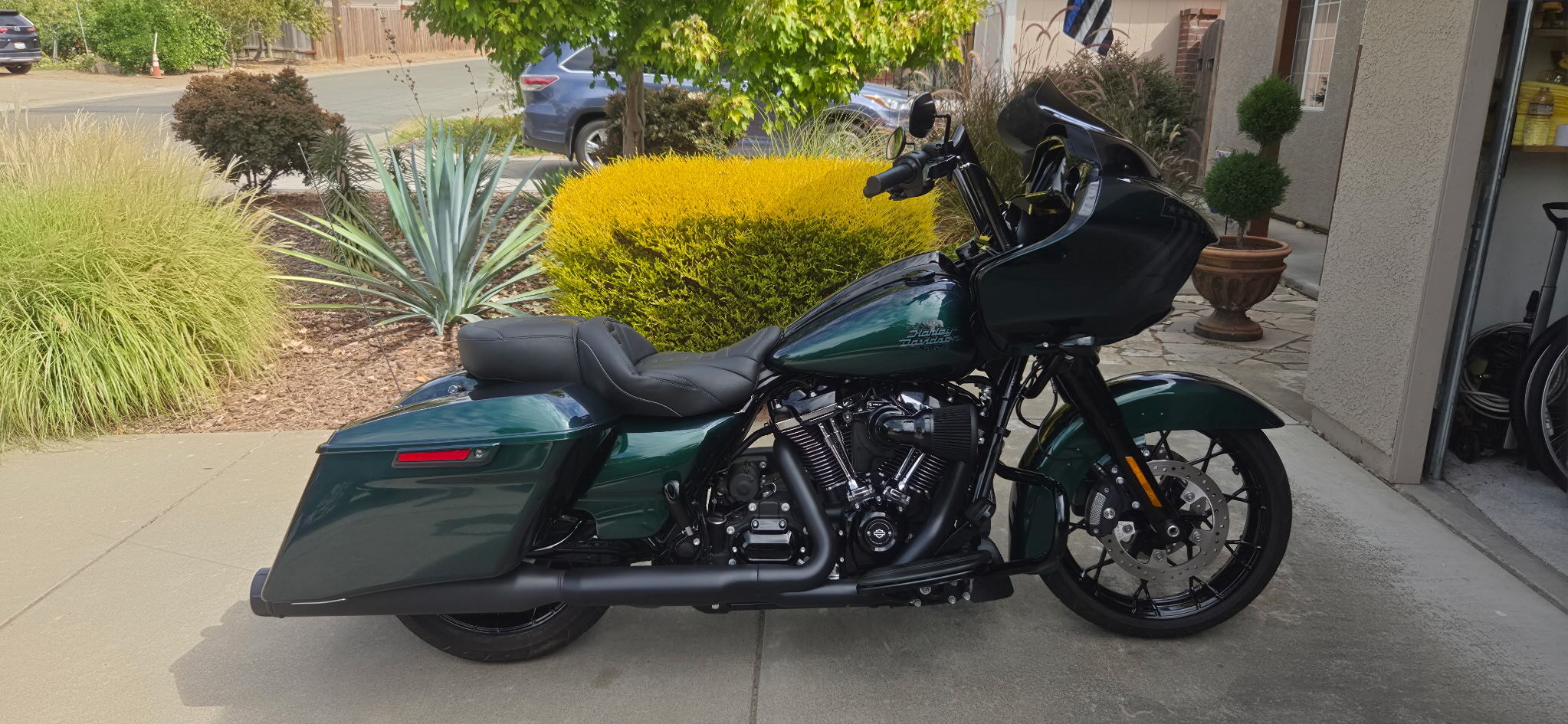 2021 Harley-Davidson ROAD GLIDE® CUSTOM BASE BASE in Carmichael, CA