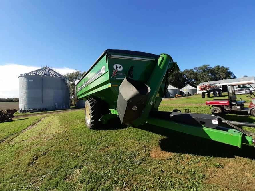 2017 J&M Mfg. 1432X in Hills, MN