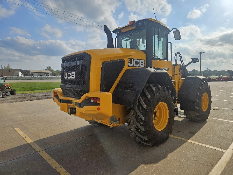 2026 JCB 427
