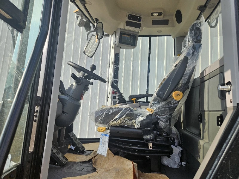 2026 JCB 427