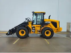 2026 JCB 427 Agri
