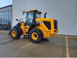 2026 JCB 427 Agri