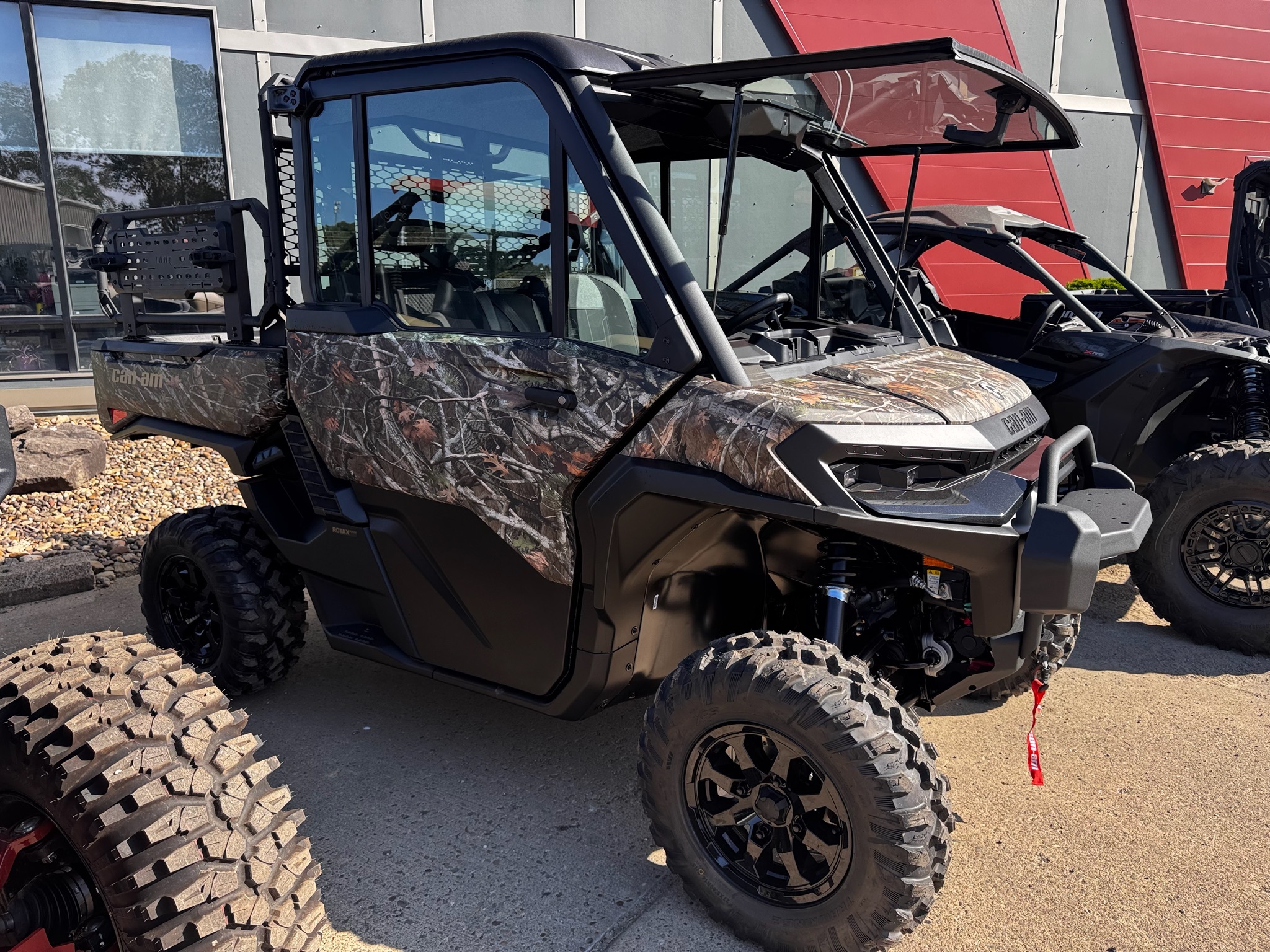 2027 Can-Am Defender XU XT CAB HD10 in mineral wells WV