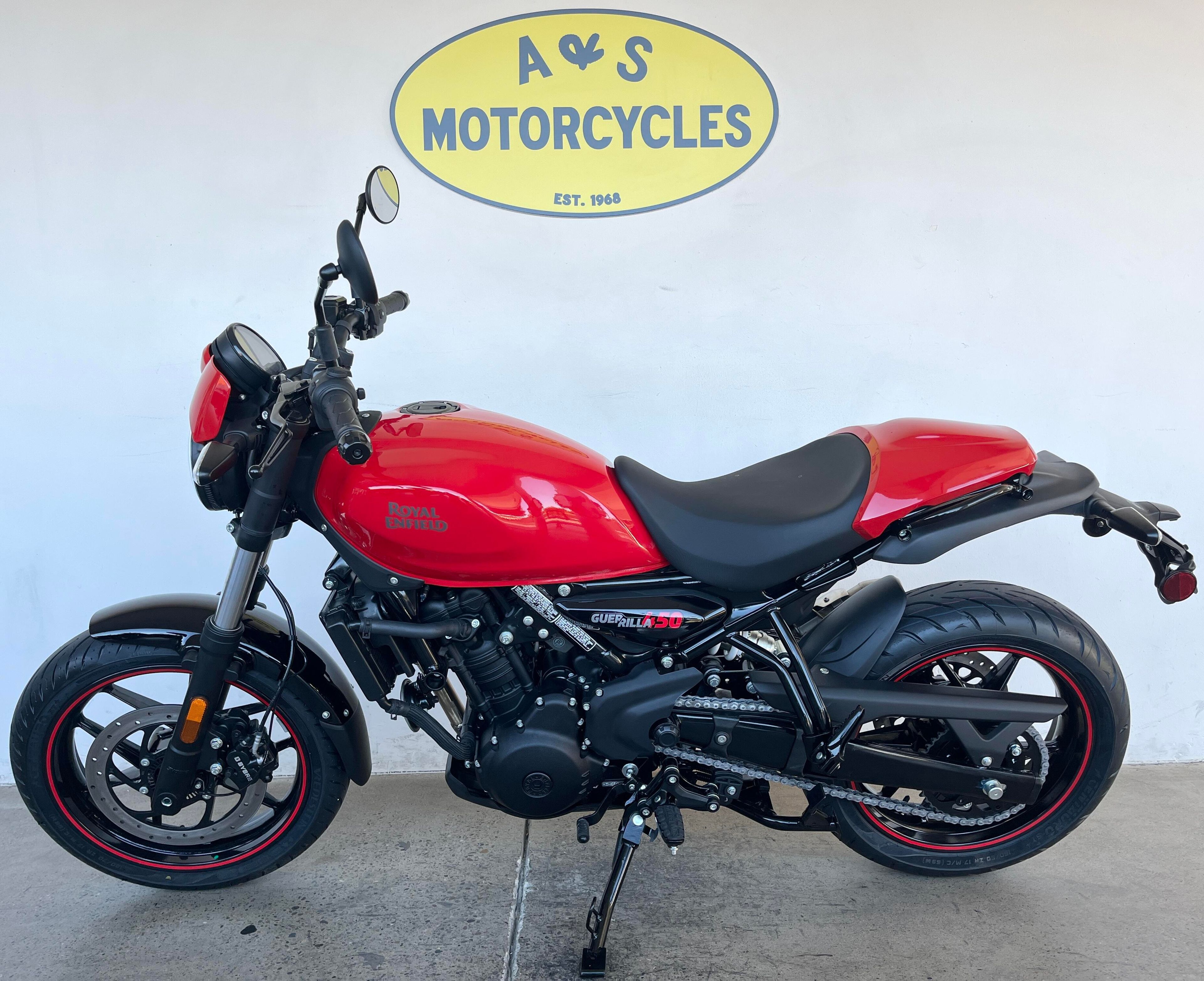 2027 Royal Enfield GUERRILLA 450 450 in Roseville, CA