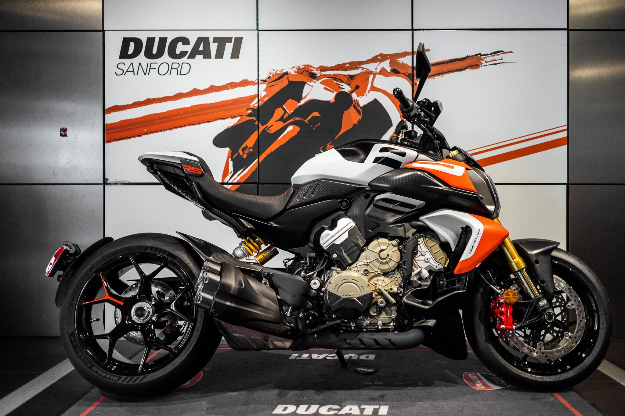 2027 Ducati DIAVEL V4 RS V4 in Sanford, FL