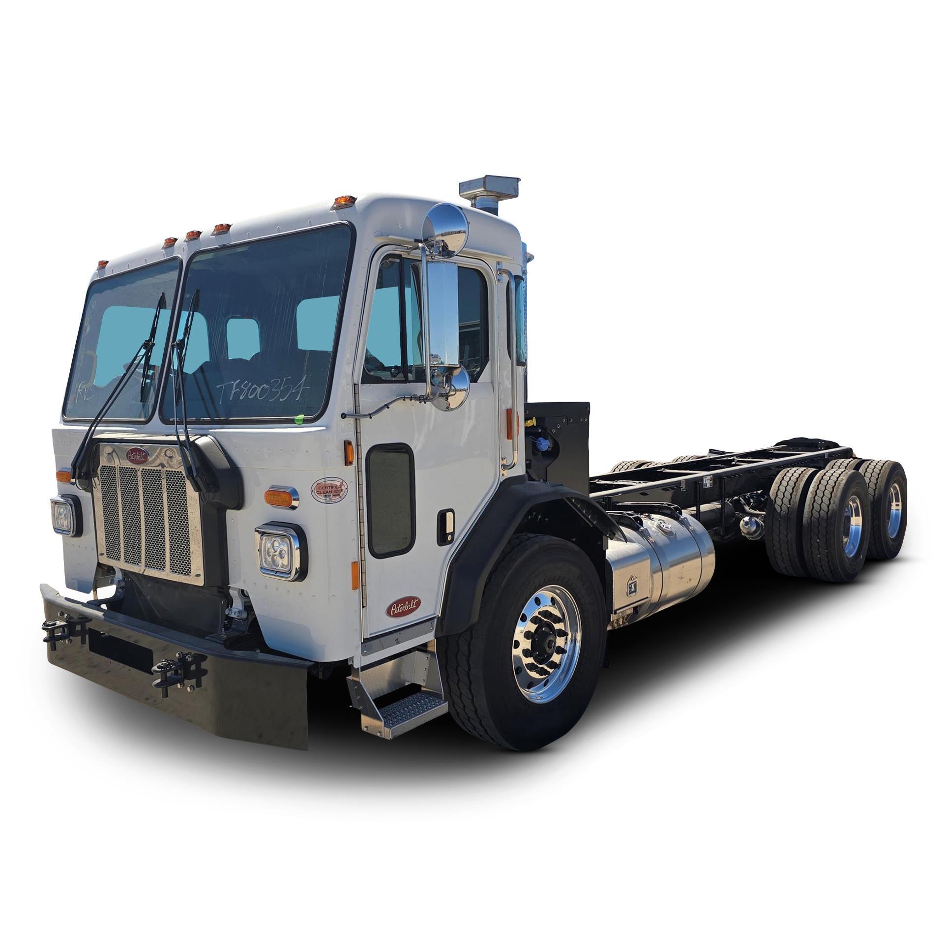 2026 PETERBILT 520 in Converse, TX