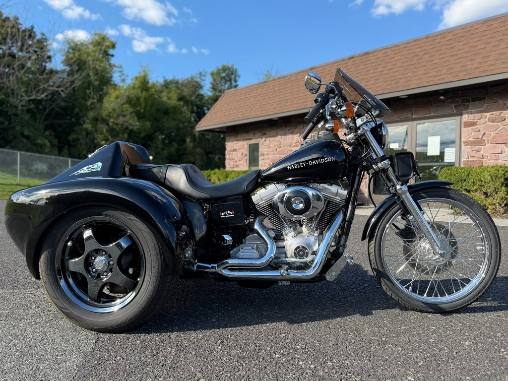 2005 Harley-Davidson  Dyna Super Glide  in zieglerville PA