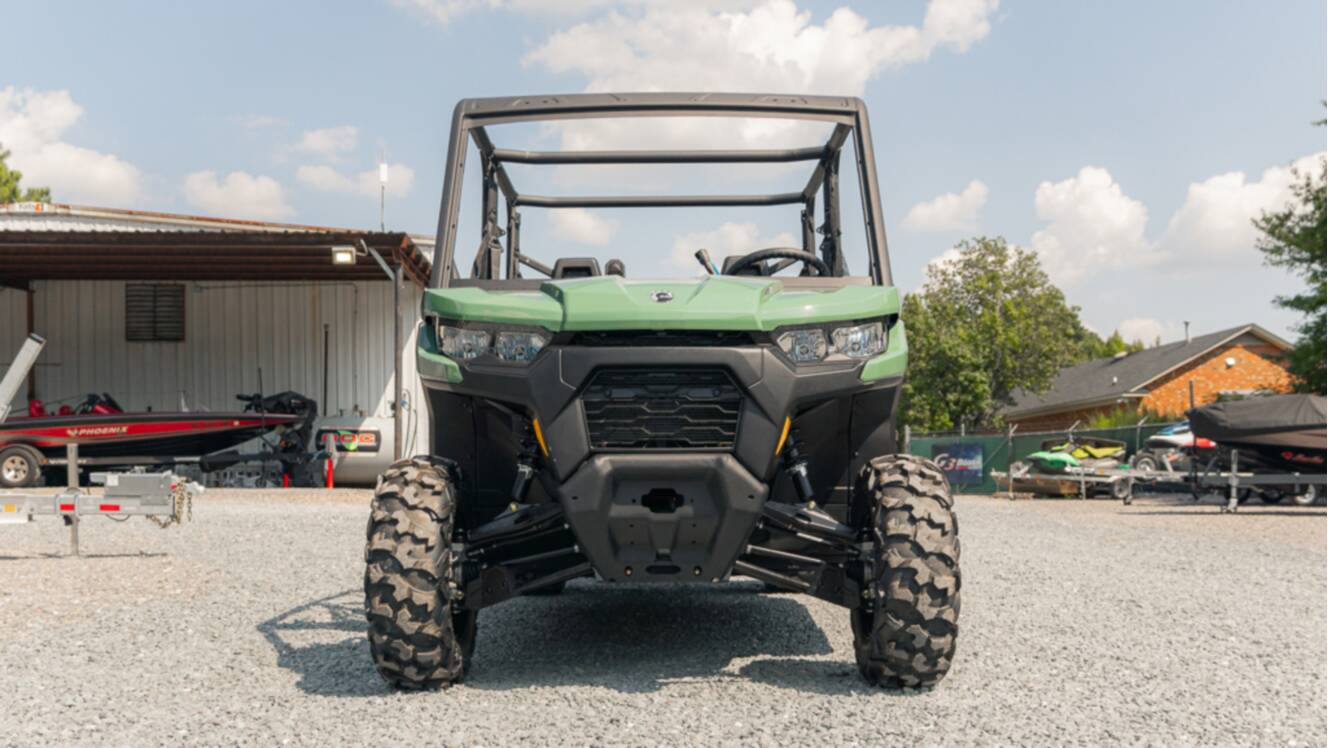 A photo of this 2026 Can-Am Defender MAX DPS HD7