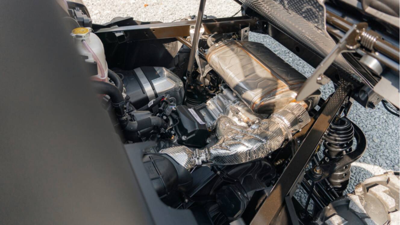 A photo of this 2026 Can-Am Defender MAX DPS HD7