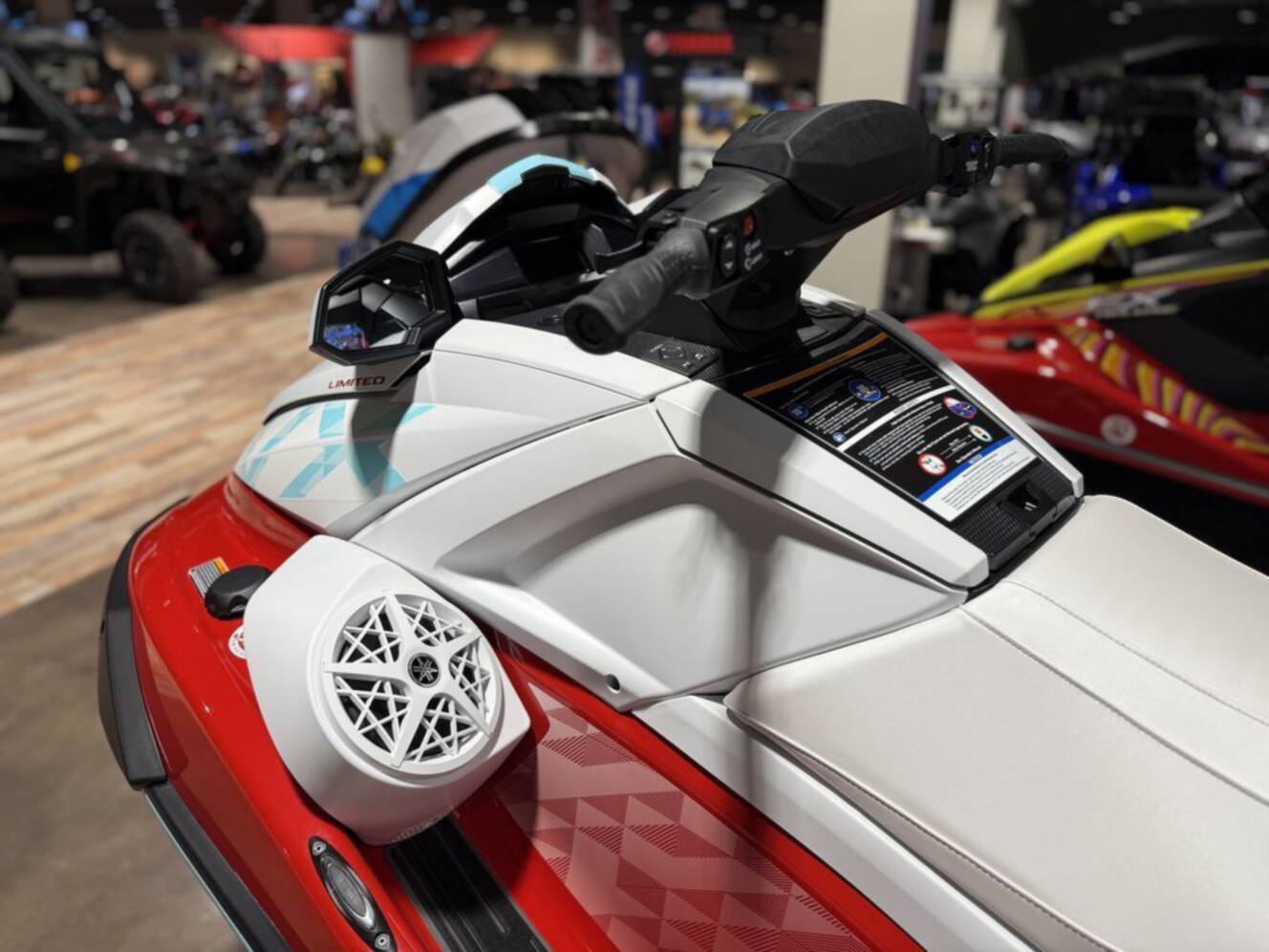 A photo of this 2025 Yamaha Waverunners VX Limited