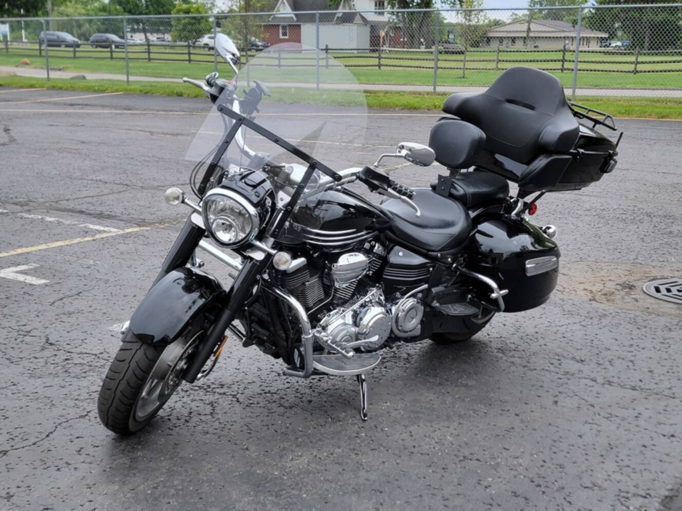 A photo of this 2010 Yamaha XV19CTSZB