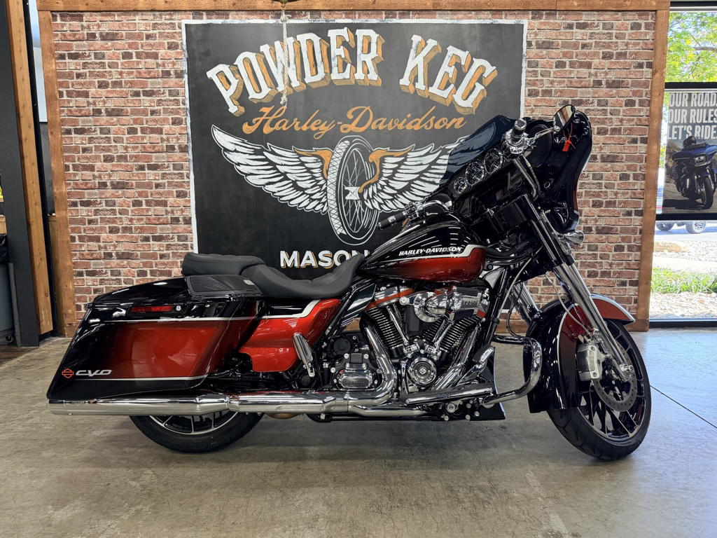 2021 Harley-Davidson Street Glide CVO CVO in Mason, OH