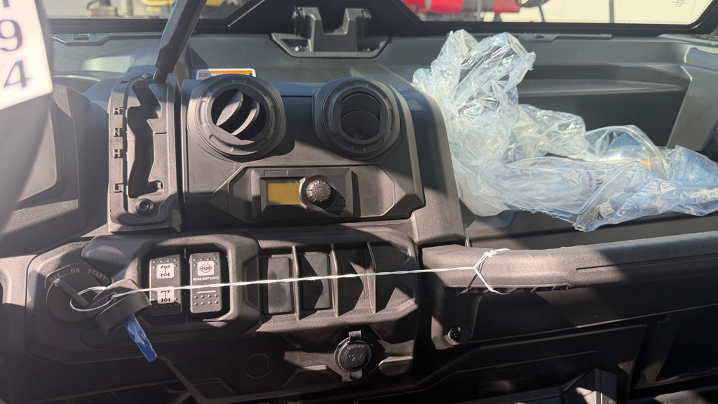 2026 Can-Am Defender MAX DPS HD10 in sublimity OR
