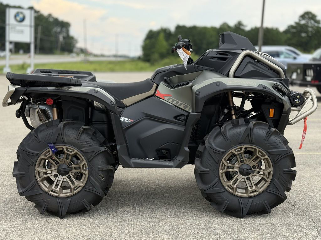2026 Can-Am Outlander X Mr 1000R Loft Green Satin in huntsville AL