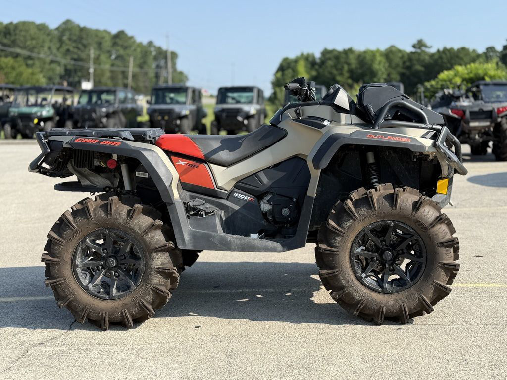 2022 Can-Am Outlander X Mr 1000R Liquid Titanium & Magma Red in huntsville AL
