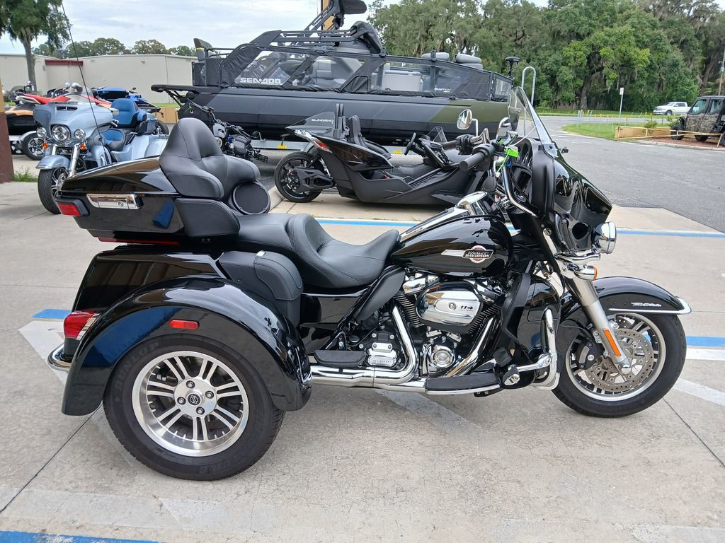 2023 Harley-Davidson Trike FLHTCUTG - Tri Glide Ultra ULTRA CLASSIC® in Ocala, FL