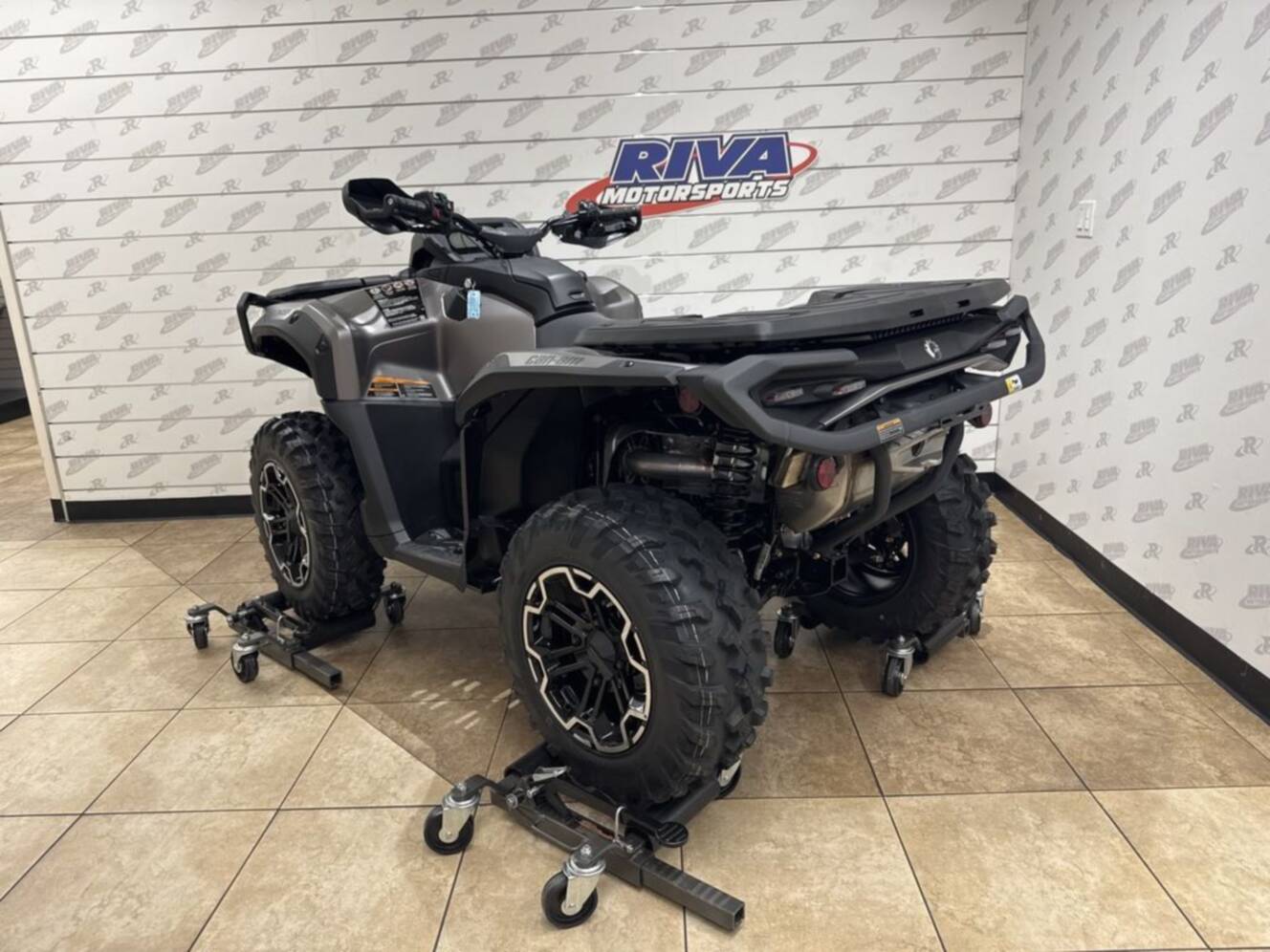 A photo of this 2025 Can-Am Outlander XT 1000R