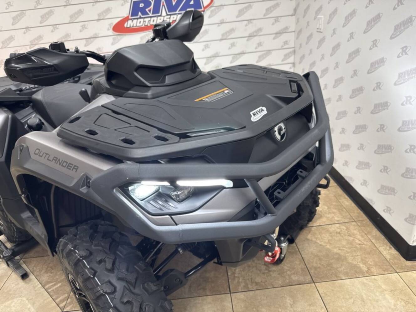 A photo of this 2025 Can-Am Outlander XT 1000R