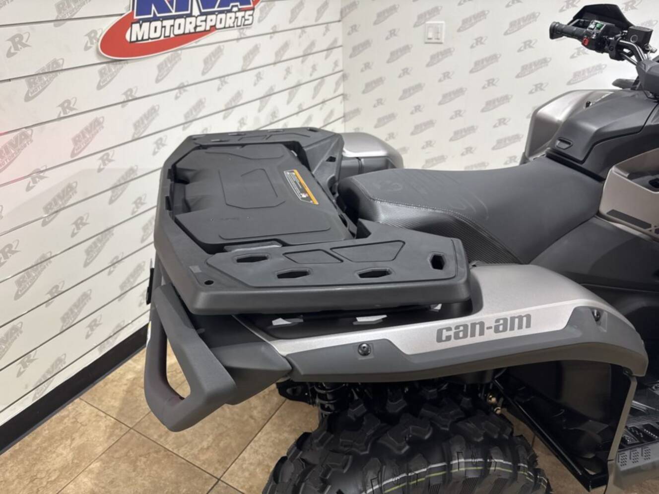 A photo of this 2025 Can-Am Outlander XT 1000R
