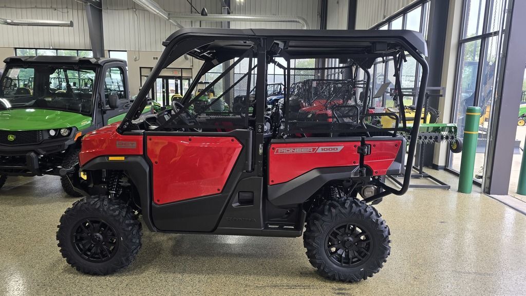 2026 Honda® Pioneer 1000-5 Deluxe in homer glen IL