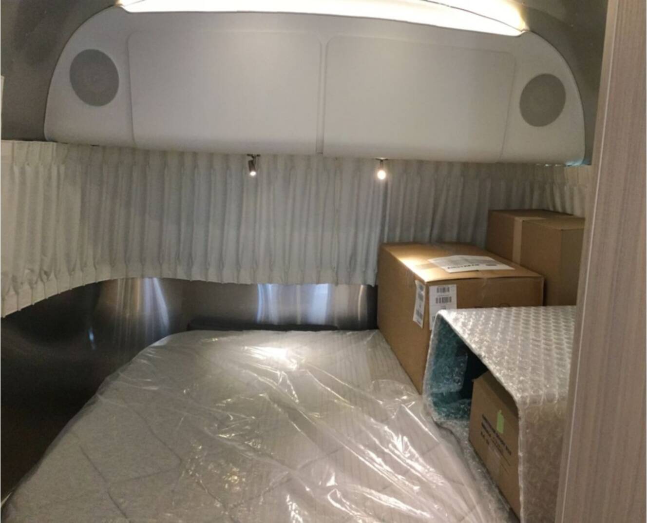 A photo of this 2026 Airstream Globetrotter® 25FB