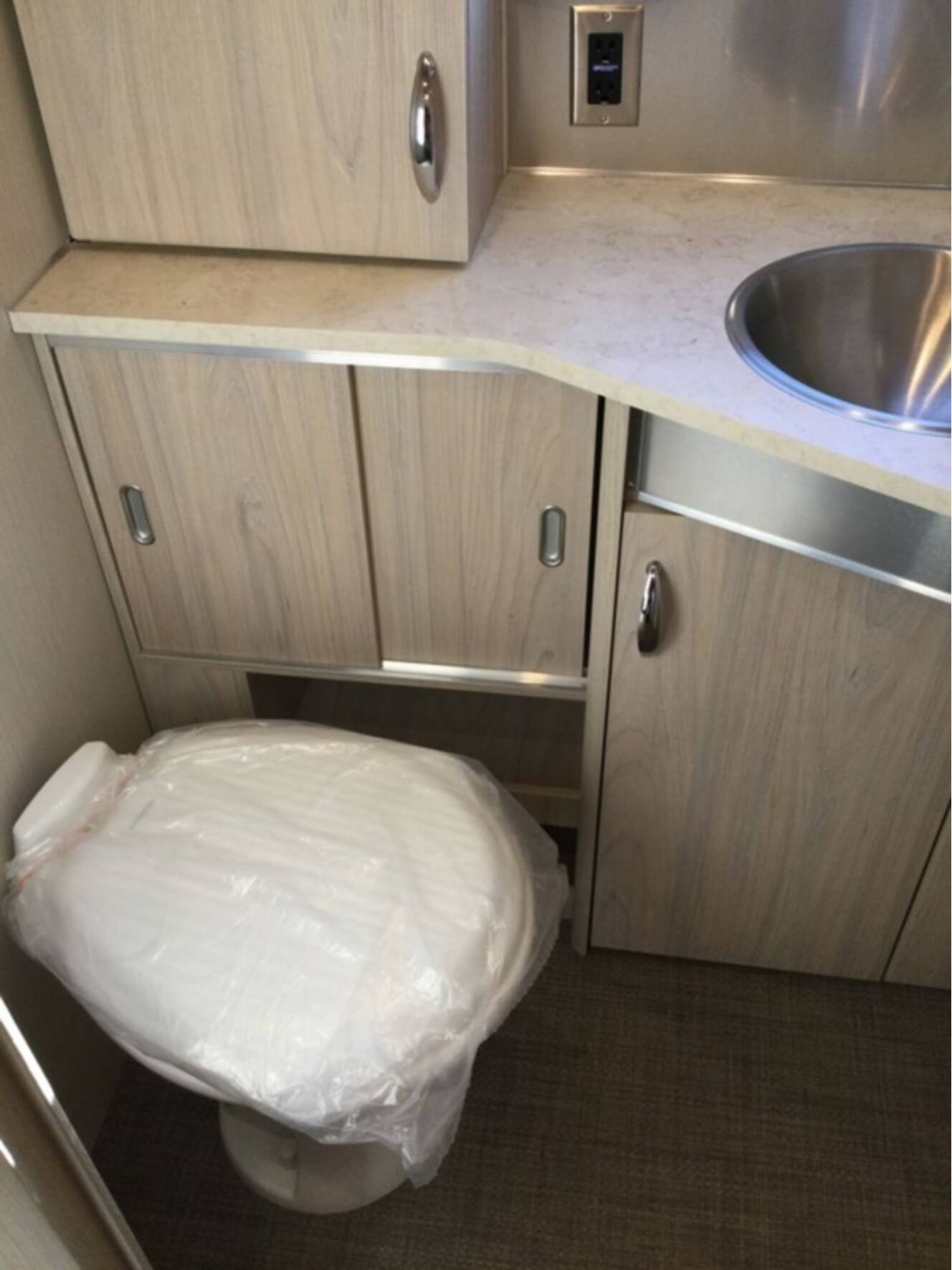 A photo of this 2026 Airstream Globetrotter® 25FB